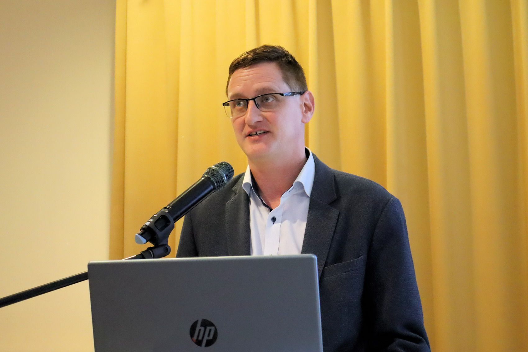 EOQ Mesterséges Intelligencia és digitális technikák a gyógyszeriparban